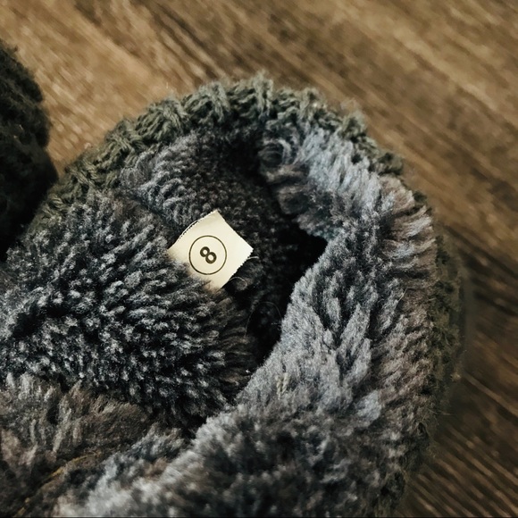 BOGO: Fake Uggs - Picture 5 of 5